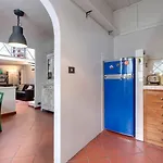 Carmine Charming Apartment