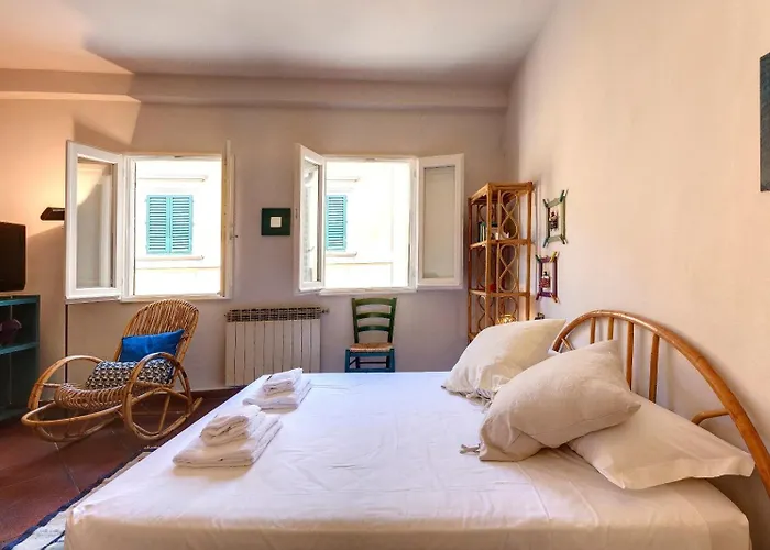 Carmine Charming Apartment